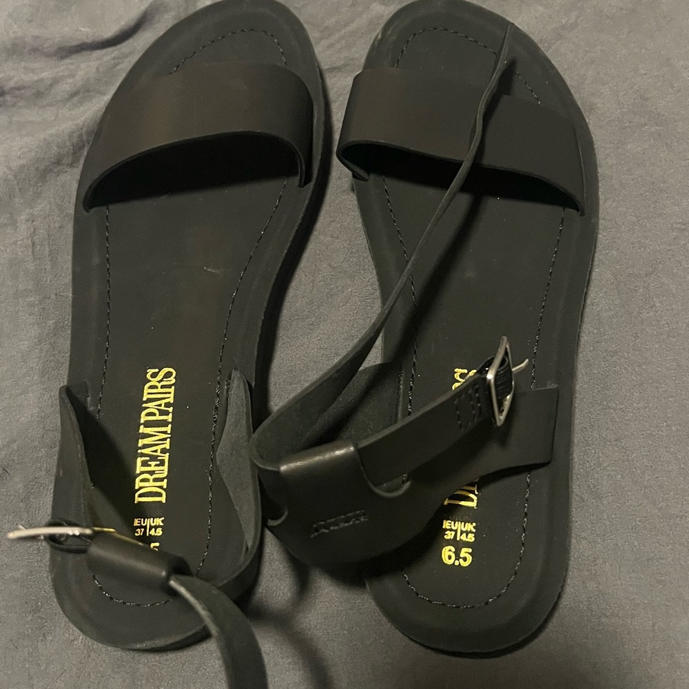 Dream Pairs Elegant Black Flats